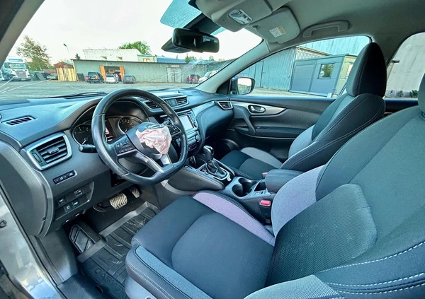 Nissan Qashqai cena 37900 przebieg: 68000, rok produkcji 2018 z Siedlce małe 154